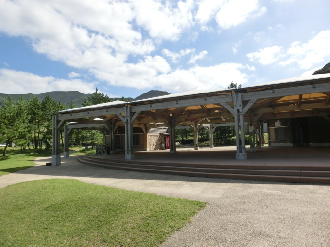 d0221319_13425940.jpg