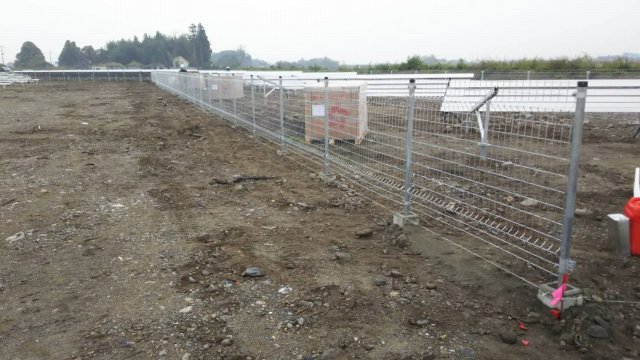 11/14太陽光フェンス工事（鹿沼）_c0313938_16395920.jpg