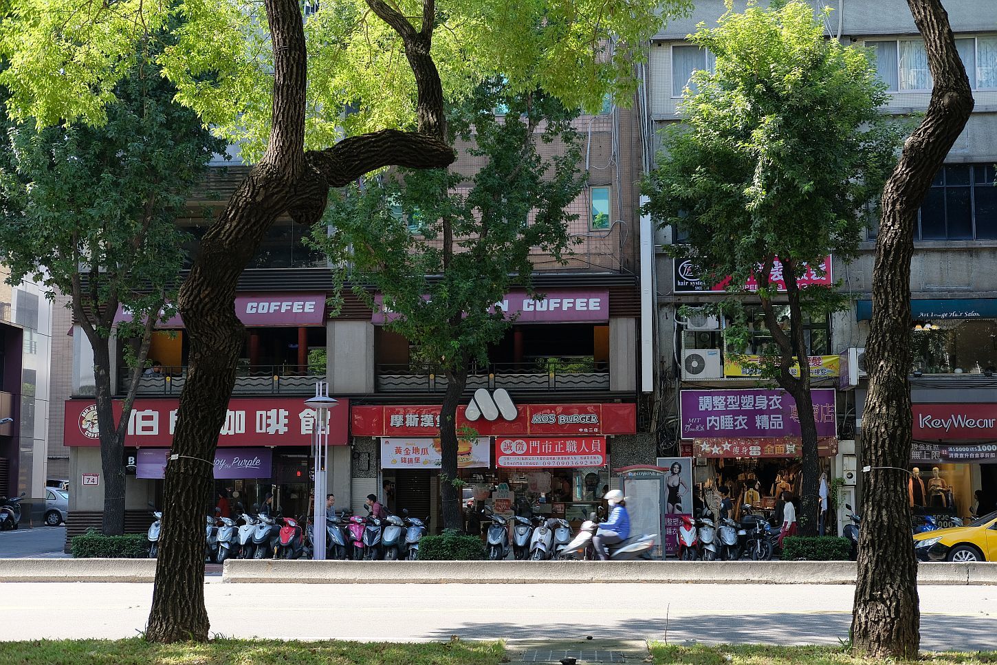 台北街角スナップ 2017.11_b0212342_20171024.jpg