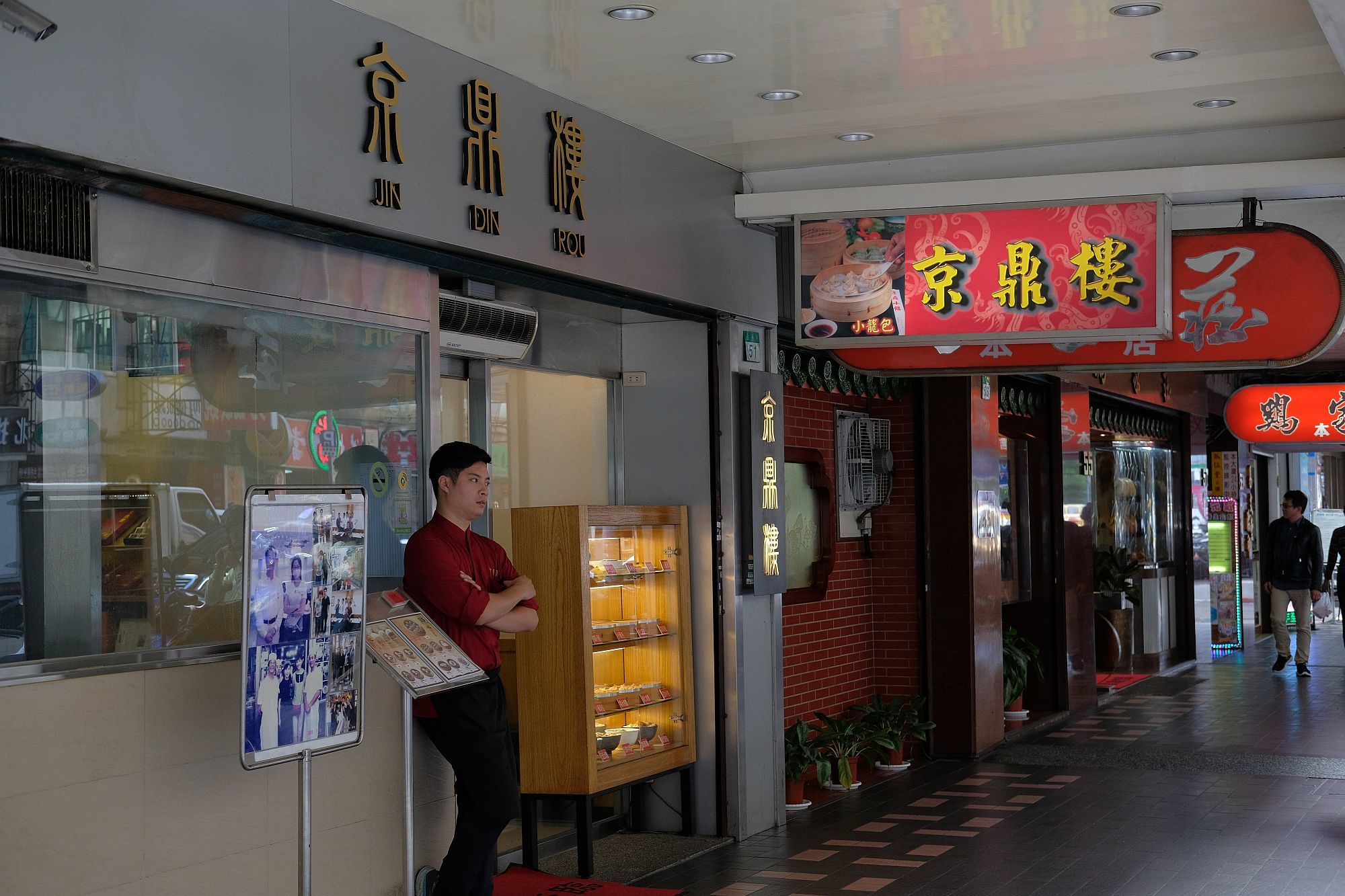 台北街角スナップ 2017.11_b0212342_20210681.jpg