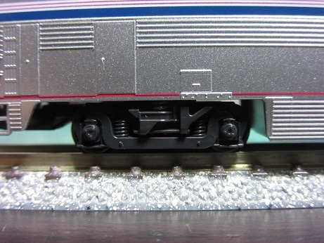 KATO Amtrak Superliner PhaseⅣb 入線！！ : 赤い電車は臼い線