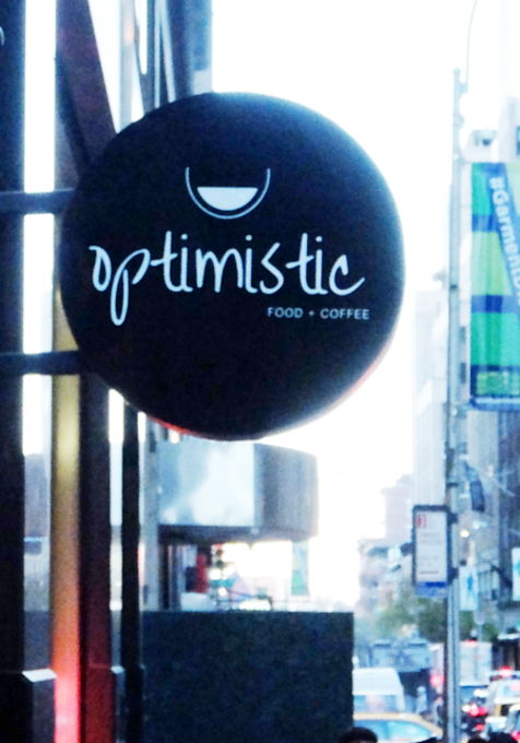 「Optimistic」(楽観的)という名のニューヨークのカフェ_b0007805_0515113.jpg