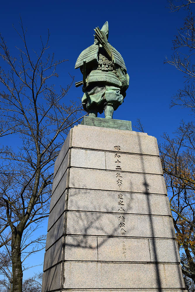 太平記を歩く。 その164 「飯盛山城跡」 大阪府大東市_e0158128_17511781.jpg