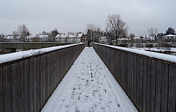 運河の雪景色　２_e0365654_02151085.jpg