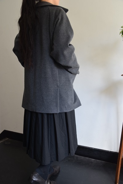 欠かせないアウターを一つ 。_b0110582_13472056.jpg