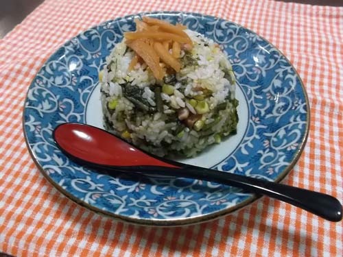 山形青菜(せいさい)漬チャーハン_f0019498_06471321.jpg