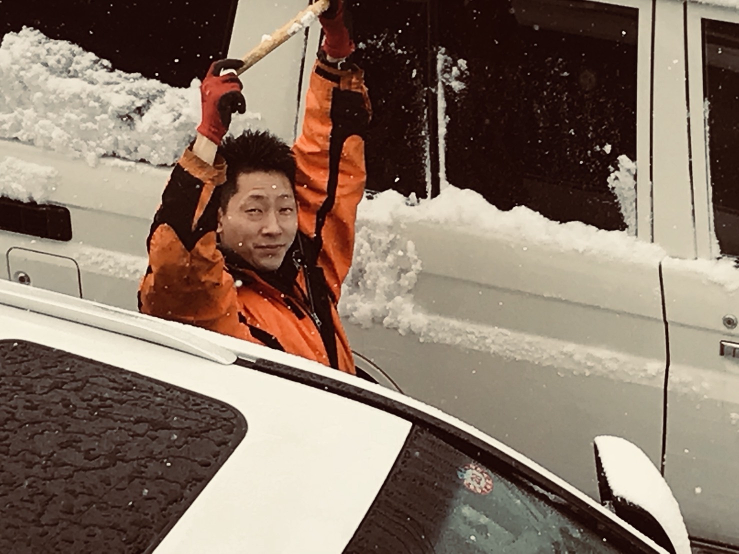 12月5日 火曜日のひとログ(´▽`) 除雪シーズン到来!!除雪車リース承り〼!自社ローン☆_b0127002_1791043.jpg