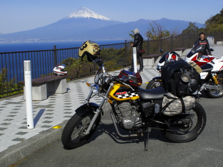 a0146005_01371296.jpg