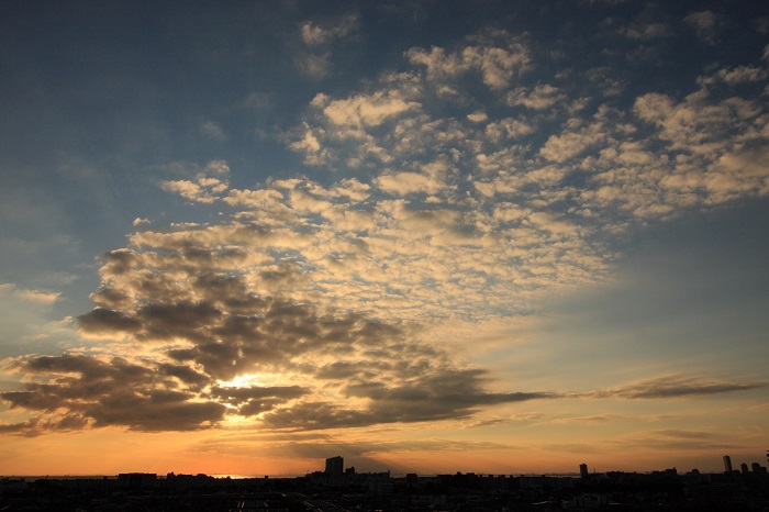 隙間雲(高積雲) 日々の風景