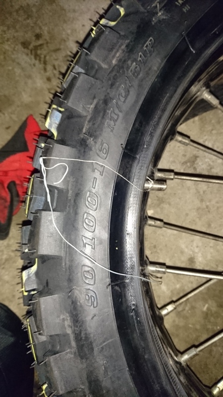 Klx125 リアタイヤ交換 陸海空を制する男の備忘録