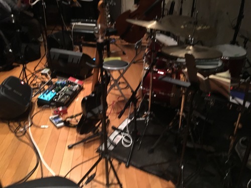b0330040_23251042.jpeg