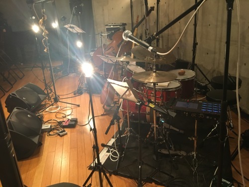 b0330040_23274288.jpeg