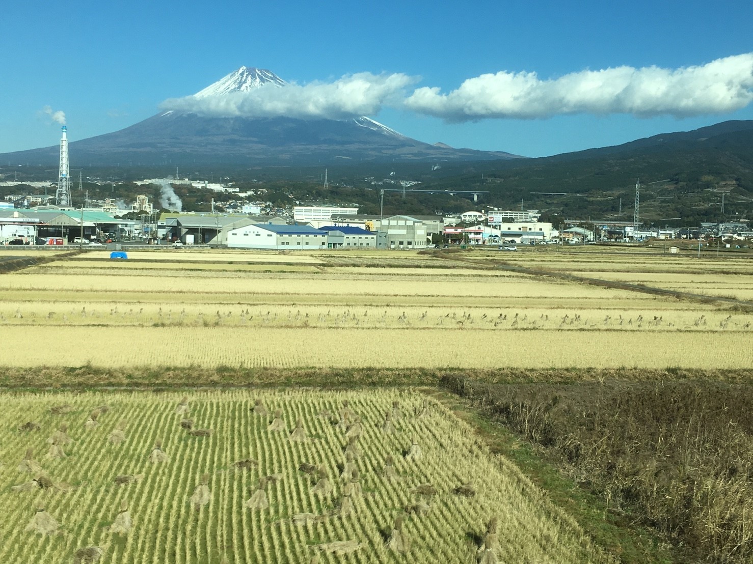 富士山ビューシリーズ　　2017/12/6『冬の富士』_b0011584_08272085.jpg