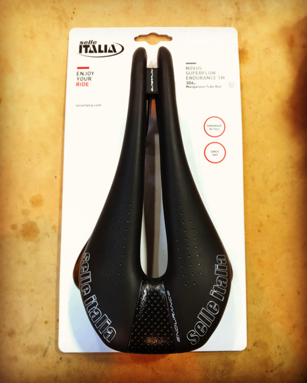 SELLE ITALIA novus superflow endurance TM (セライタリア ノヴァス スーパーフロー エンデュランス)_c0126801_15354169.jpg