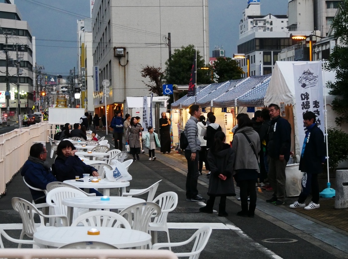 　　和歌山城下 まちなか河岸（かし）　　２０１７-１２-１２　００：００ _b0093754_22295860.jpg