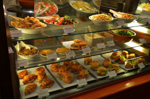 お味はホライゾンコートより私好みの「International Cafe(インターナショナルカフェ）」：ルビープリンセスアラスカクルーズ_f0054556_00164204.jpg