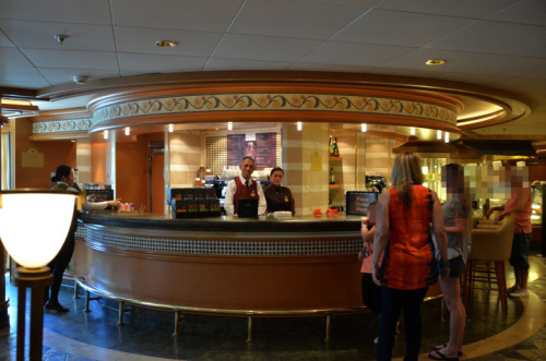 お味はホライゾンコートより私好みの「International Cafe(インターナショナルカフェ）」：ルビープリンセスアラスカクルーズ_f0054556_00230669.jpg