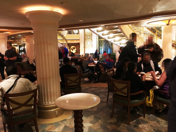 お味はホライゾンコートより私好みの「International Cafe(インターナショナルカフェ）」：ルビープリンセスアラスカクルーズ_f0054556_13300693.jpg