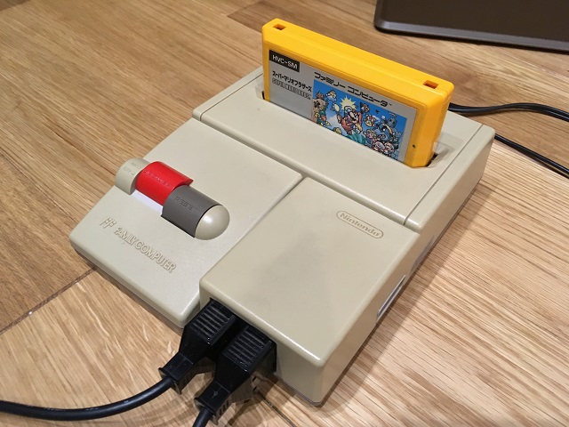 ゲーム機デビューはファミコンで_c0247768_11453930.jpg