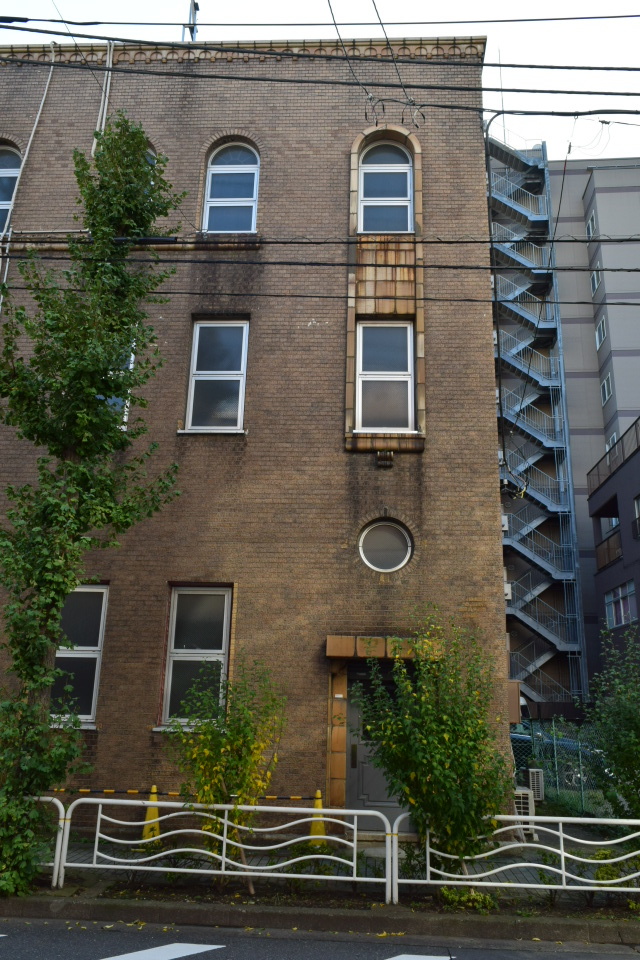 東京深川の村林ビル(建築家・関根要太郎作品再見)_f0142606_07234025.jpg
