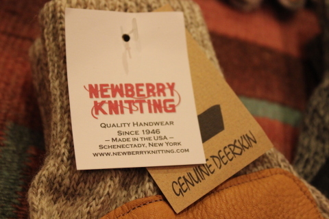 アメリカ老舗ニットグローブメーカー「Newberry Knitting」ご紹介_f0191324_08353699.jpg