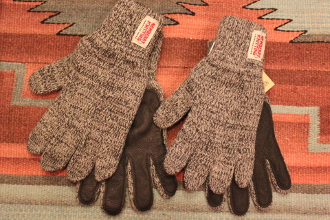 アメリカ老舗ニットグローブメーカー「Newberry Knitting」ご紹介_f0191324_08365597.jpg