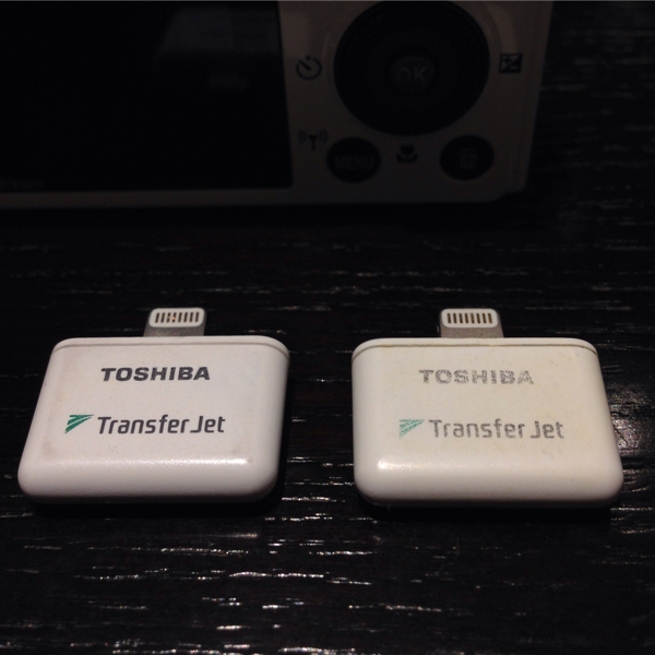 TransferJetのこれ、なぜか今2個あるぞ_c0060143_19083467.jpg