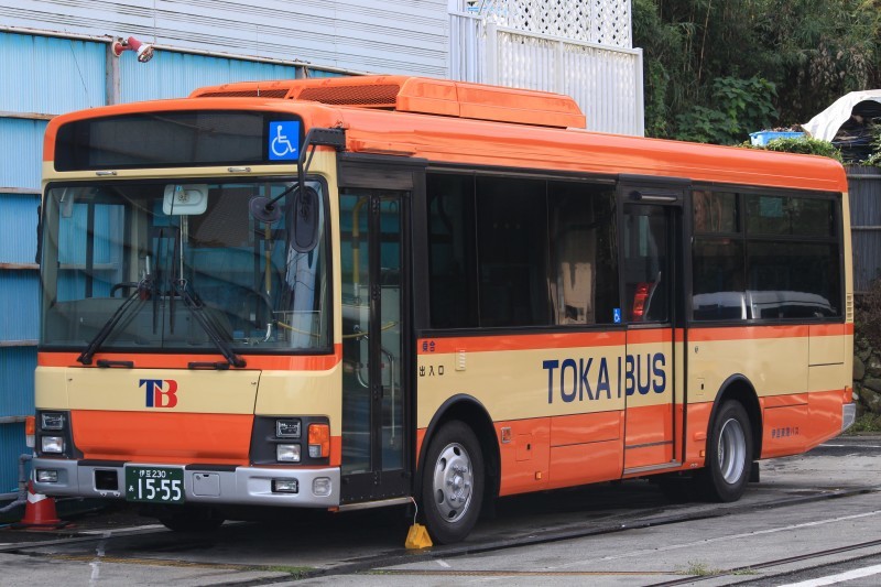 伊豆東海バス 1555号車 えふのでーたべーす