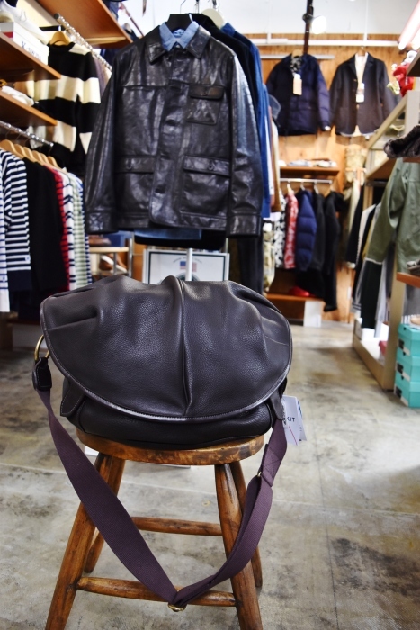 お買い得★で雰囲気の好い・LEATHER RAIDERS JACKET!♪!_d0152280_17195570.jpg