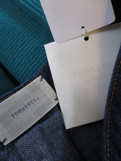 トゥデイフル TODAYFUL Henleyneck Denim Shirts　☆_e0076692_18424900.jpg