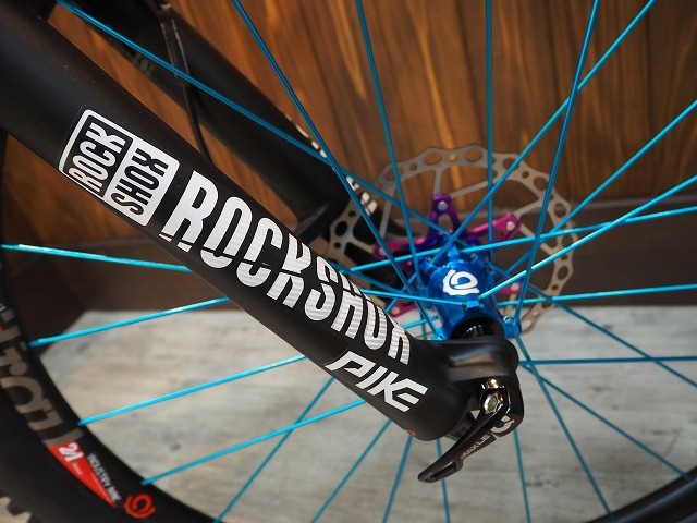 レビュー高評価のおせち贈り物 パイクPIKE ロックショックス サスペンション ブースト 29er パーツ