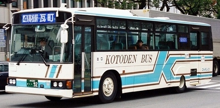 コトデンバス 三菱U-MP218K +呉羽_e0030537_17024191.jpg