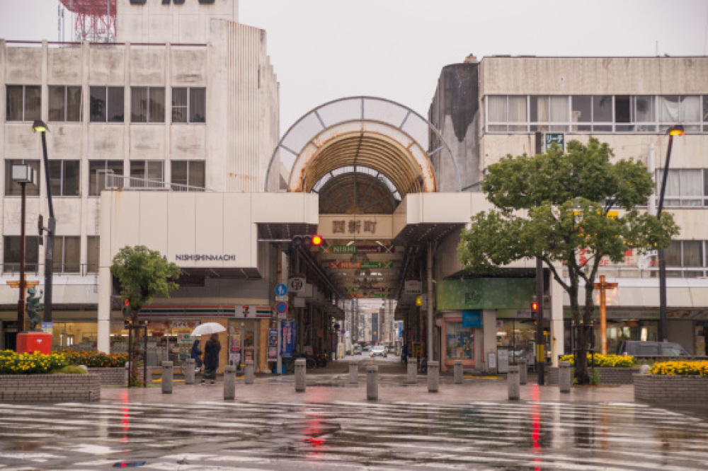 徳島県徳島市 西新町商店街 風じゃ