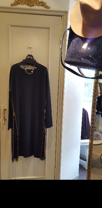 黒の中の黒☆…_f0126121_16172820.jpg