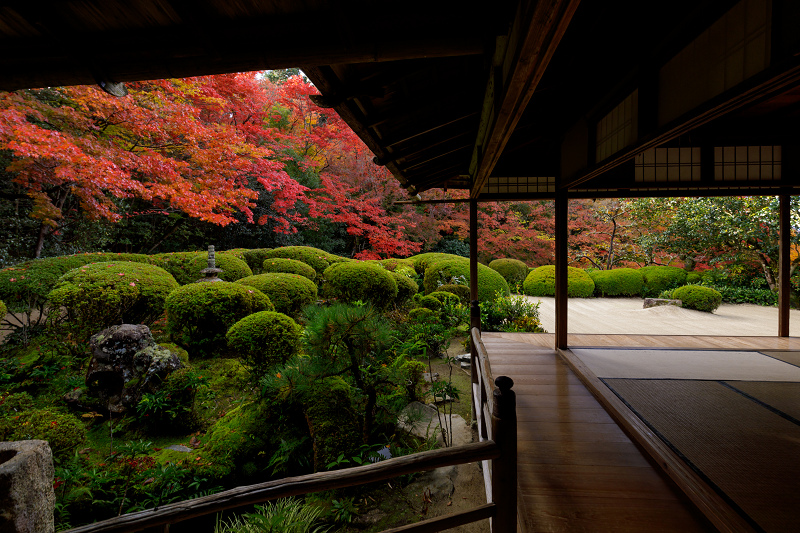 京都の紅葉2017 詩仙堂の額縁紅葉_f0155048_23561811.jpg