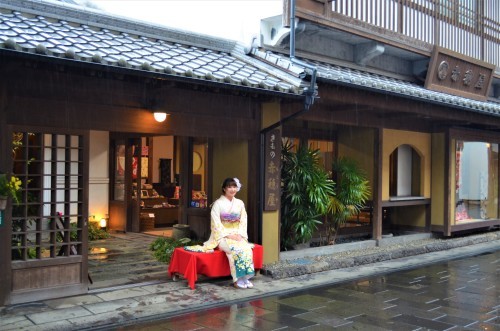 成人式前撮り 下屋敷にも行ってきました(^^)_d0230676_16233298.jpg