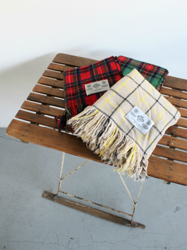R&D.M.Co- WOOL BLANKET : 『Bumpkins putting on airs』