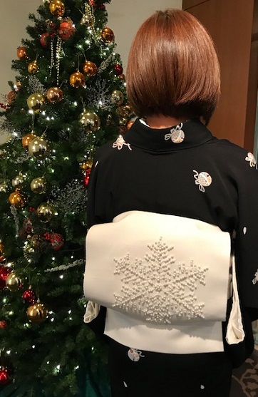 クリスマス会・貴久樹さんの雪の結晶パール帯・展示会へ_f0181251_18505943.jpg
