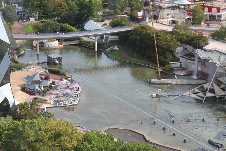 Futuroscope フュチュロスコップ_f0136579_02495658.jpg