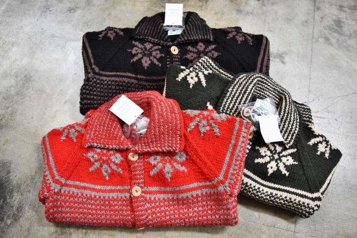 INVERALLAN SNOW FLAKE CARDIGAN (別注) 稀少です(^^♪_d0152280_00040402.jpg