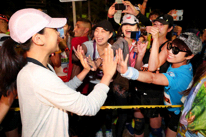 e0199691_00345841.gif