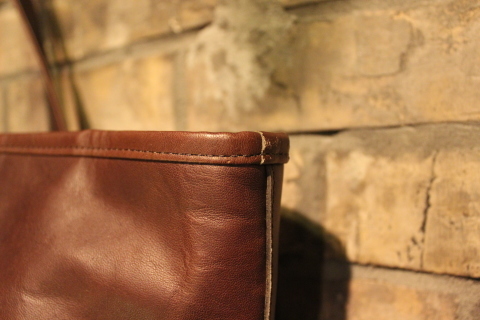 ガシガシ使える「SLOW」 \"tool tote bag L\" ~smooth horse~ ご紹介_f0191324_08031458.jpg