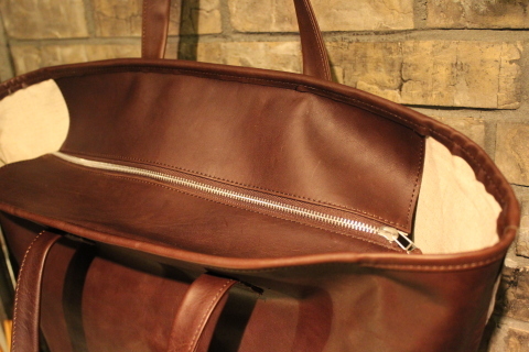 ガシガシ使える「SLOW」 \"tool tote bag L\" ~smooth horse~ ご紹介_f0191324_08032317.jpg