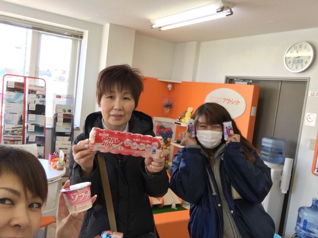 12月14日(木)☆TOMMYアウトレット☆あゆブログ(*´∀`)b S様にセレナが到着致しました♪T様スイフト陸送引取♪_b0127002_17412141.jpg