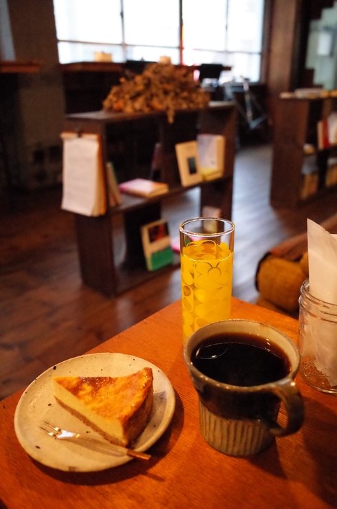fuzkue（フヅクエ）　渋谷区初台/読書専門カフェ～渋谷区をぶらぶら その11_a0287336_22263958.jpg