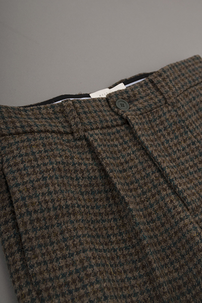 KESTIN HARE HULL TROUSER _d0120442_1773275.jpg