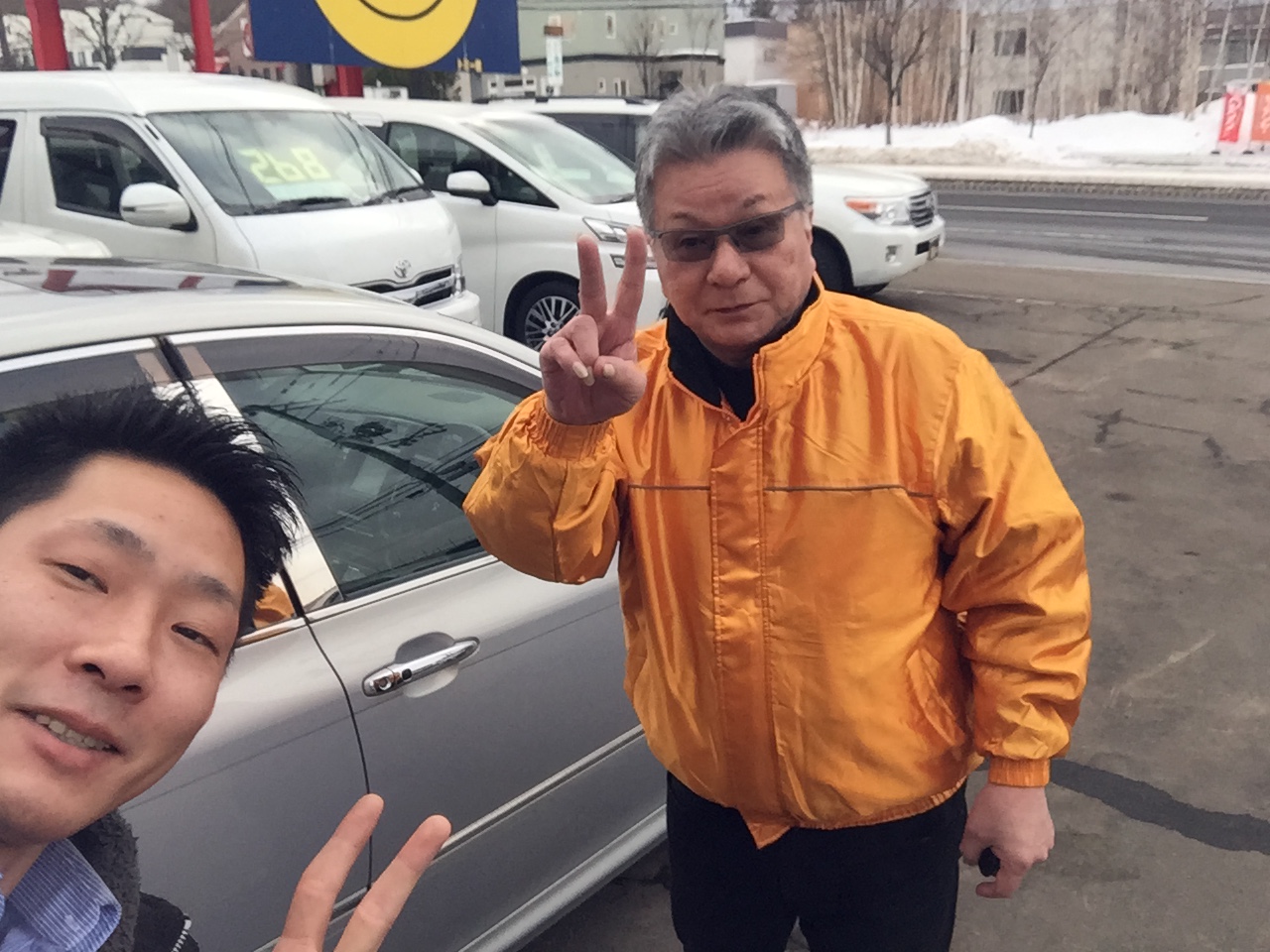 12月15日 金曜日のひとログ(´▽`)ローンサポート&自社ローン☆本店も鋭意撮影中★GOOカーセンサー掲載中♬_b0127002_17222532.jpg