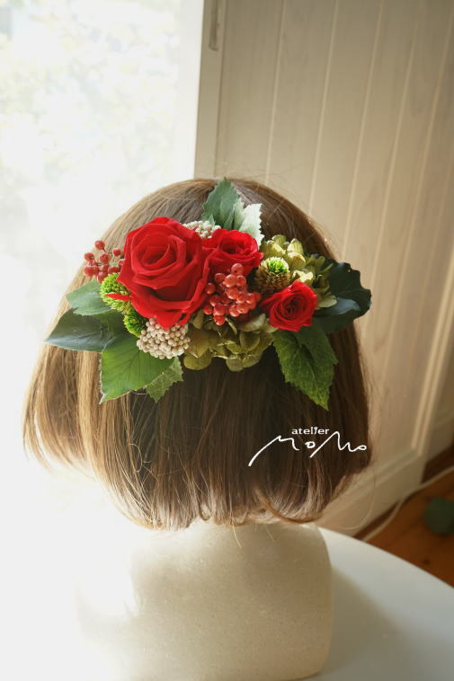#美女と野獣のイメージで 赤バラのクラッチブーケ!_a0136507_21370774.jpg
