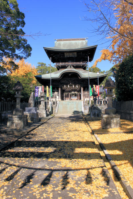 繁根木八幡宮（１）（熊本）。_c0368903_07441816.jpg