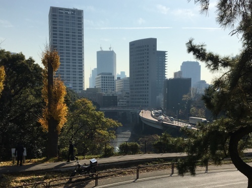 市ヶ谷から青山まで歩く(1)…外濠公園、イグナチオ教会、ホテルニューオータニ_b0330040_23052901.jpeg